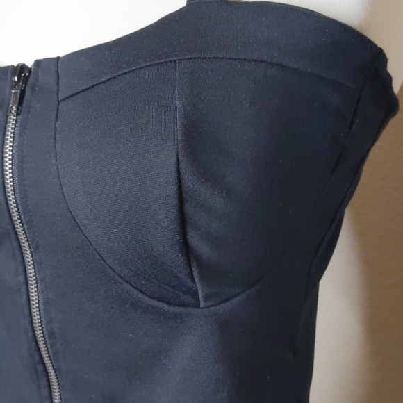 The Arte By Zenana Crop Top Black Zipper front Large - Picture 10 of 16